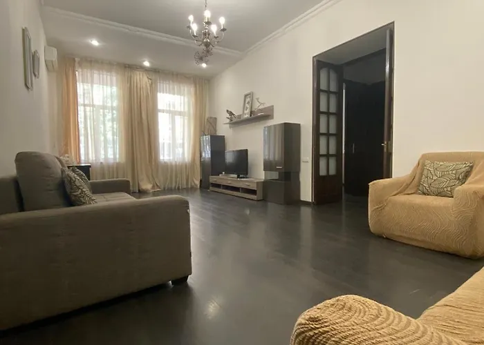 Apartment Ekaterinenskaya 24